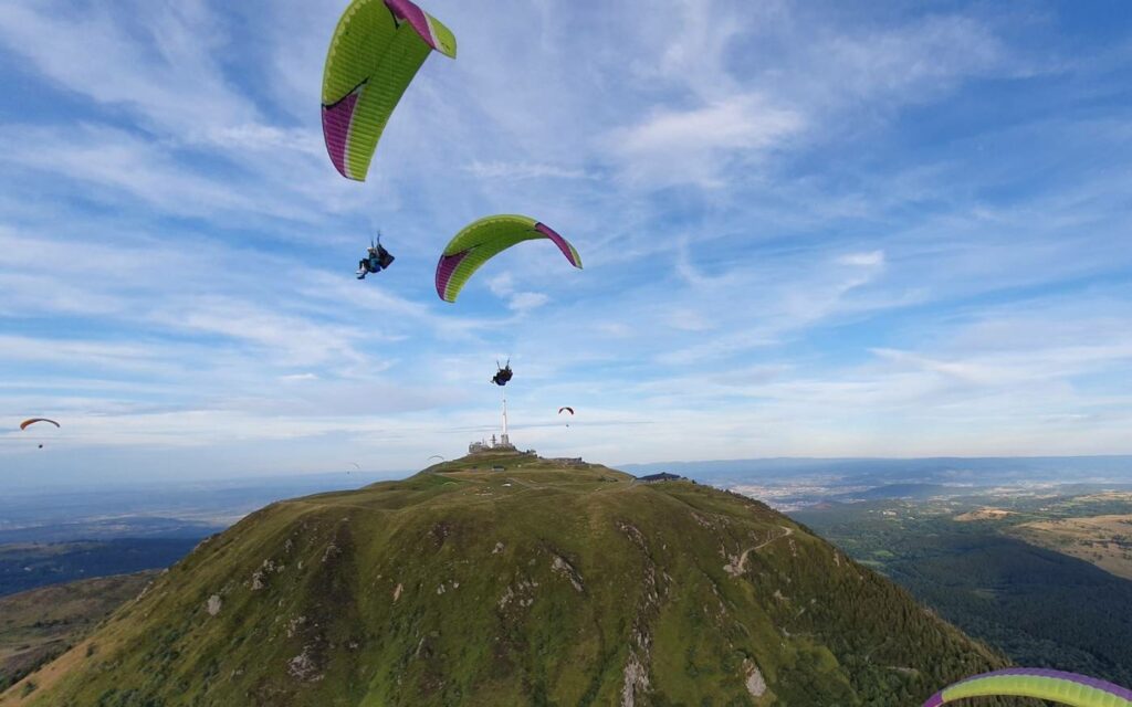 écoles de parapente au Puy de Dôme